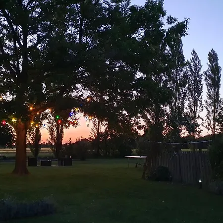 Holiday home Domaine Bardon - Deux Avec Piscine Pouvant Accueillir Jusqu'a 15 Personnes A La Campagne, Charente-maritime *