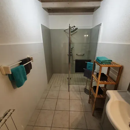 Domaine Bardon - Deux Avec Piscine Pouvant Accueillir Jusqu'à 15 Personnes à La Campagne, Charente-maritime Chaunac